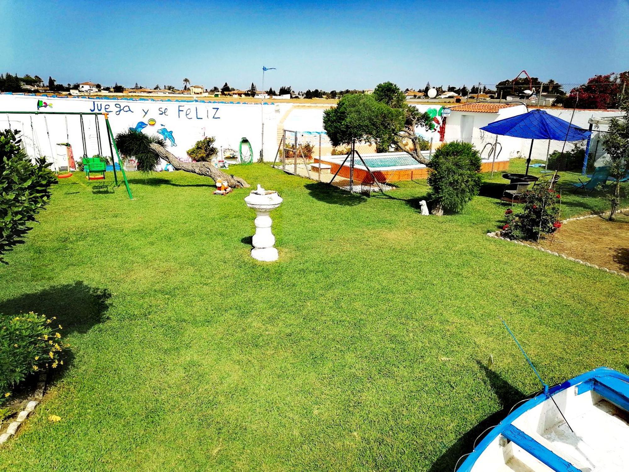 Mis Princesas, con Barbacoa, Piscina, Parking privado y wifi Chiclana de la Frontera Exterior foto